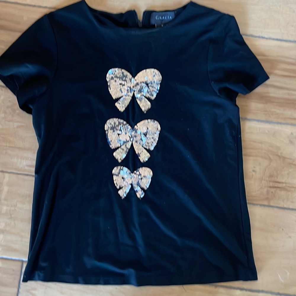 Gracia shirt Size M